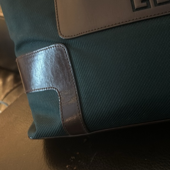 2Pc GIVENCHY: Bag+ Wallet Set 12 inches wide 8 inches in height. - Picture 2 of 4